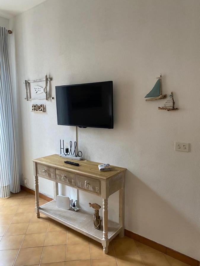 La Casa Di Via Musso Apartment *